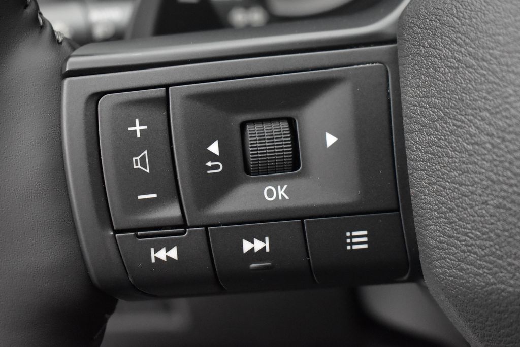 Thumbnail: 2026 Nissan Rogue - 17