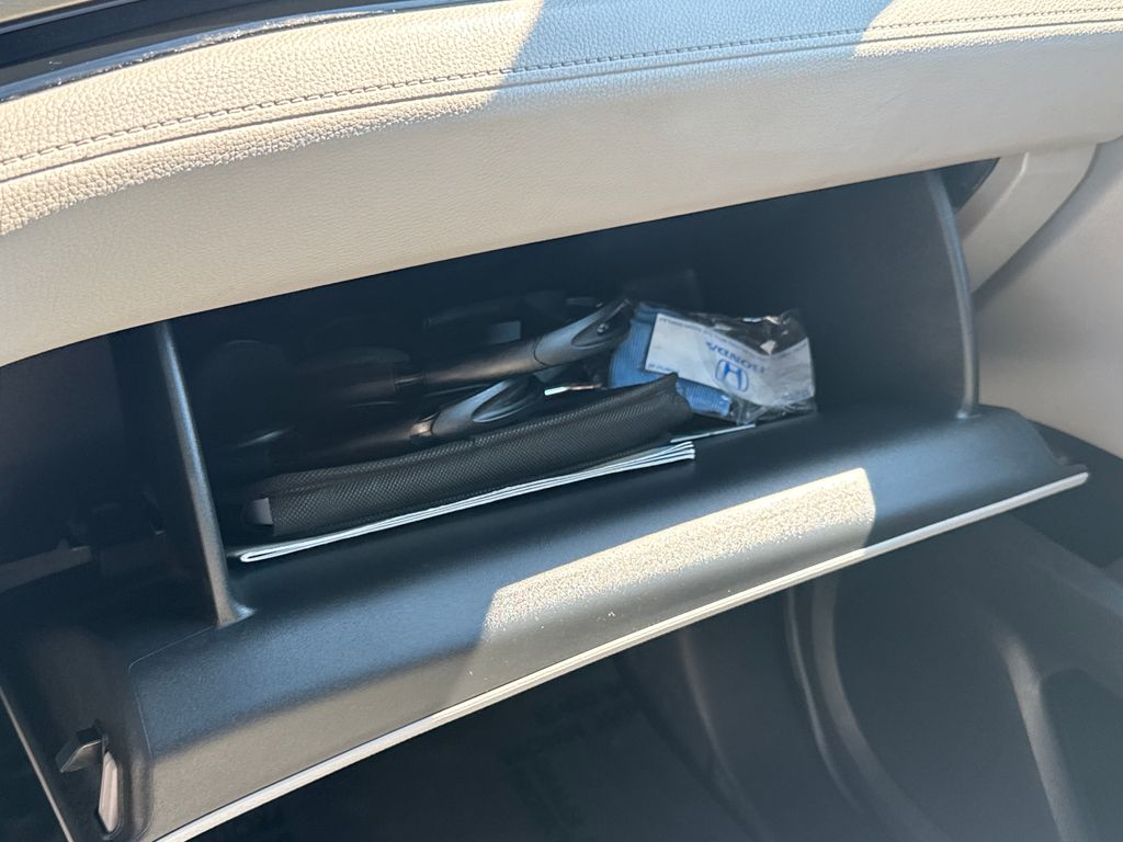 Used 2018 Gray Honda Elite image 35