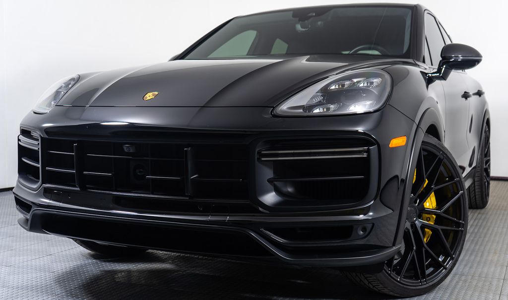 2023 Porsche Cayenne Coupe Turbo GT
