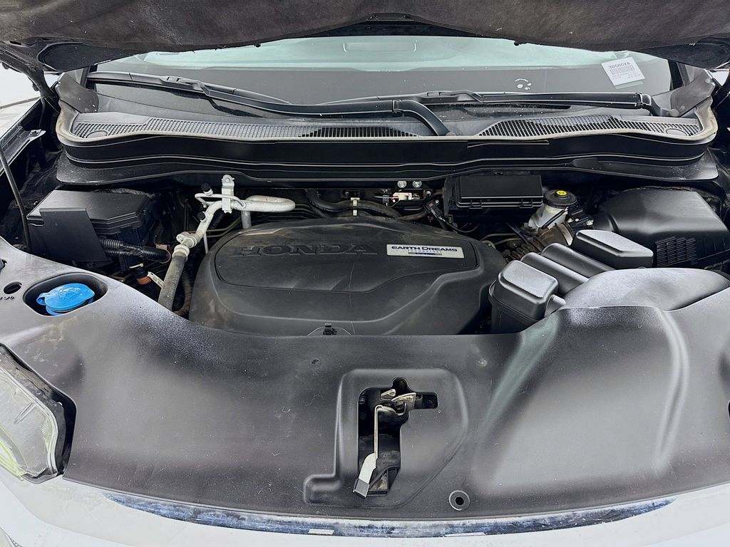 Thumbnail: 2019 Honda Pilot - 30