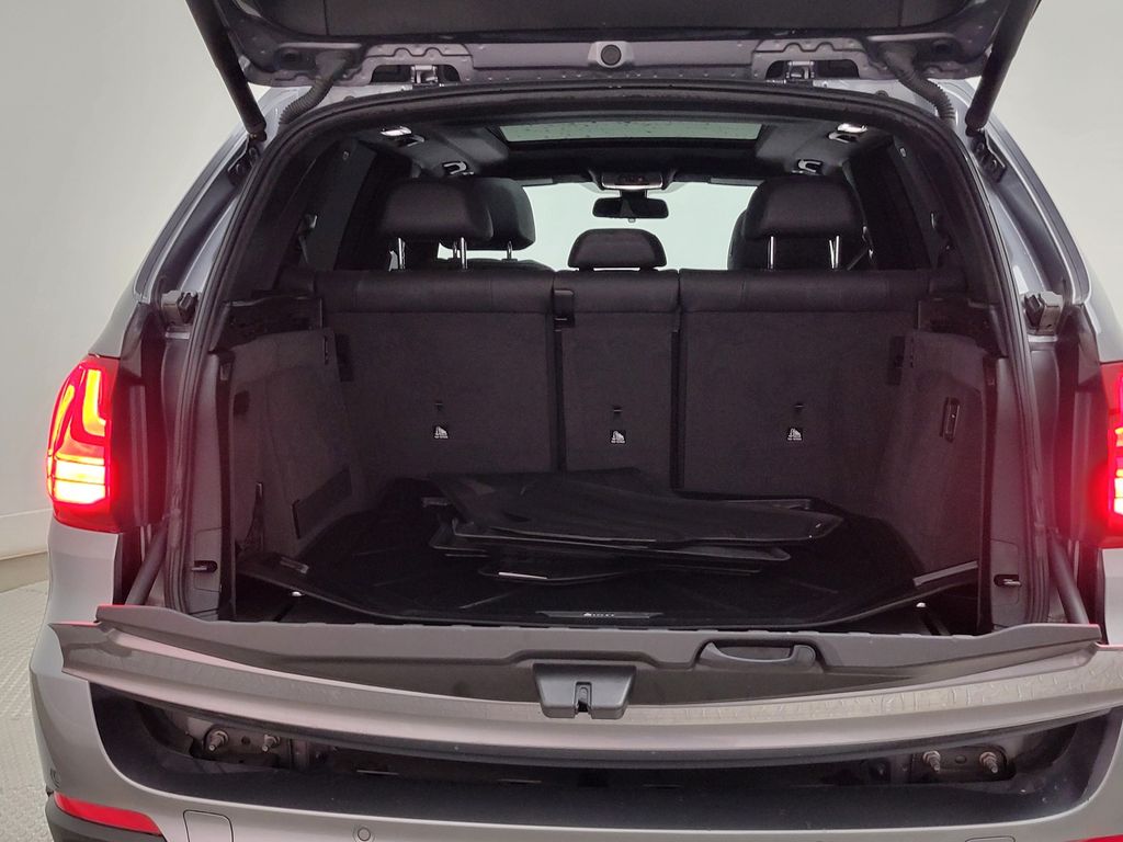 Thumbnail: 2017 BMW X5 - 9