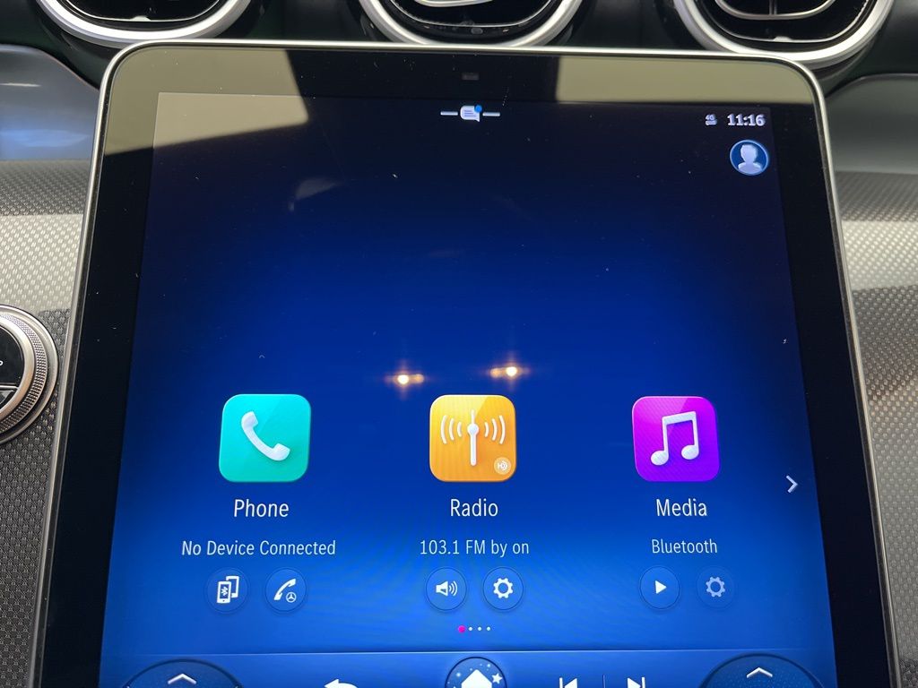 Thumbnail: 2025 Mercedes-Benz GLC - 17