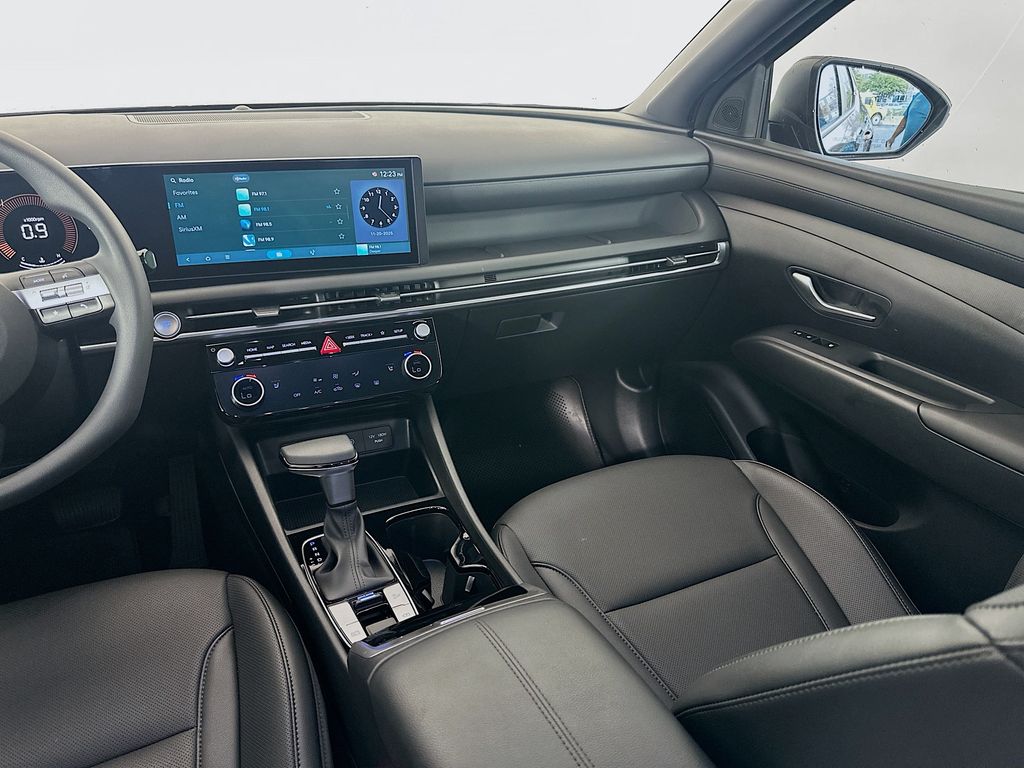 Thumbnail: 2025 Hyundai Santa Cruz - 23