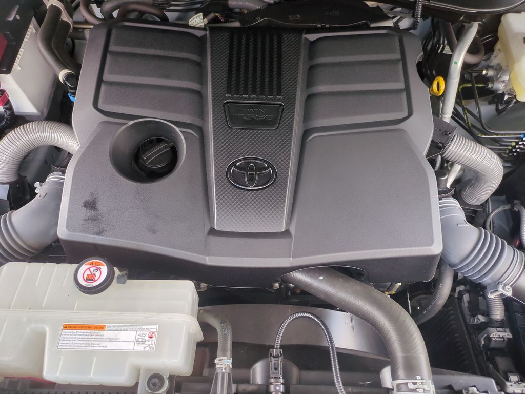 2024 Toyota Tundra SR