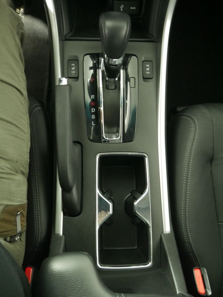 2015 Honda Accord EX-L 26