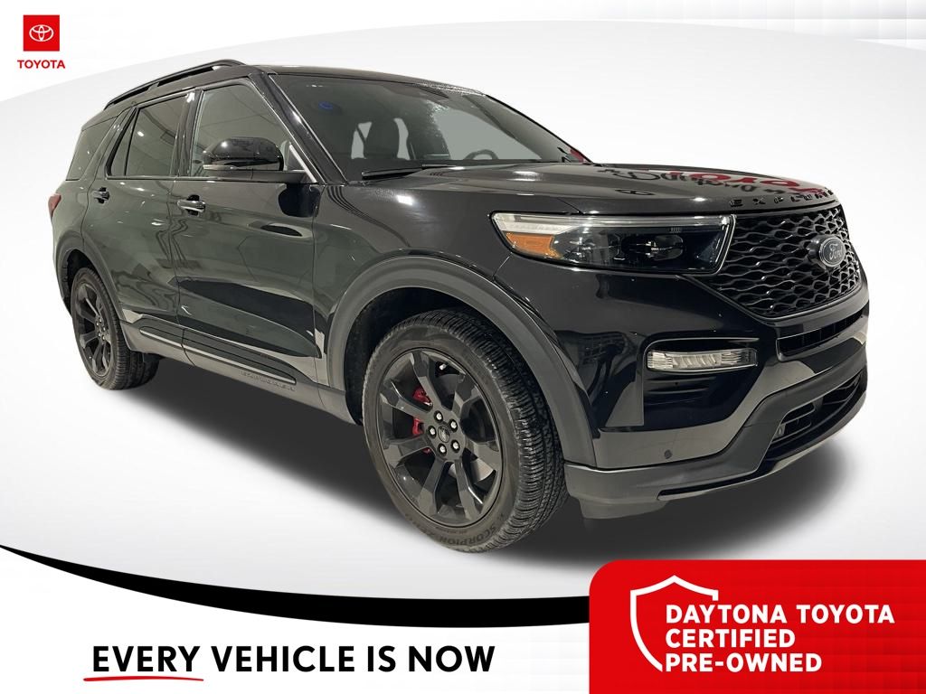 2023 Ford Explorer ST's photo