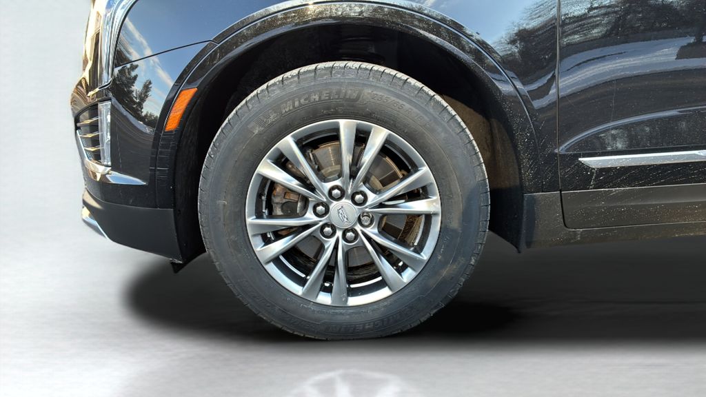 used 2023 Cadillac XT5 car, priced at $31,850