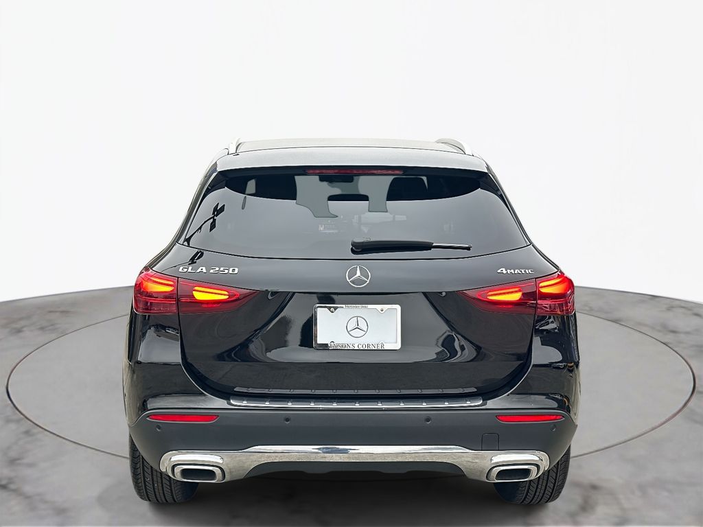 Thumbnail: 2025 Mercedes-Benz GLA - 8