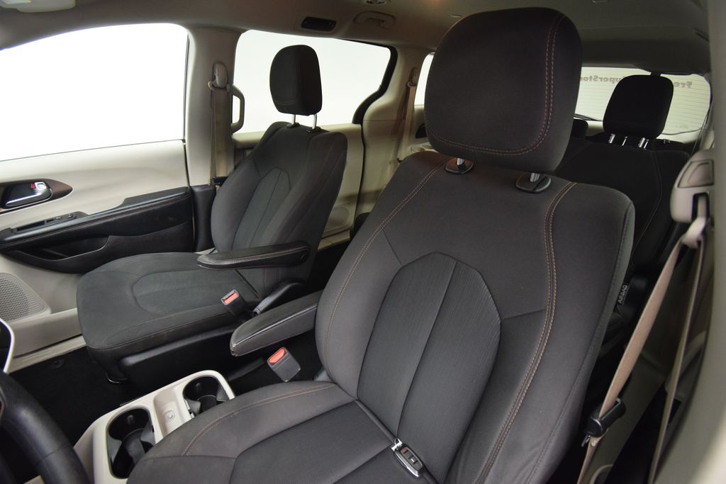 used 2019 Chrysler Pacifica car, priced at $13,800