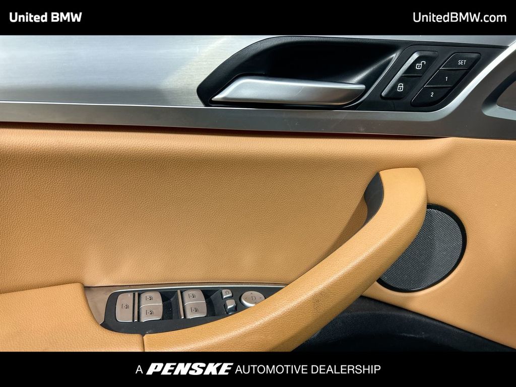 Thumbnail: 2025 BMW X4 - 11