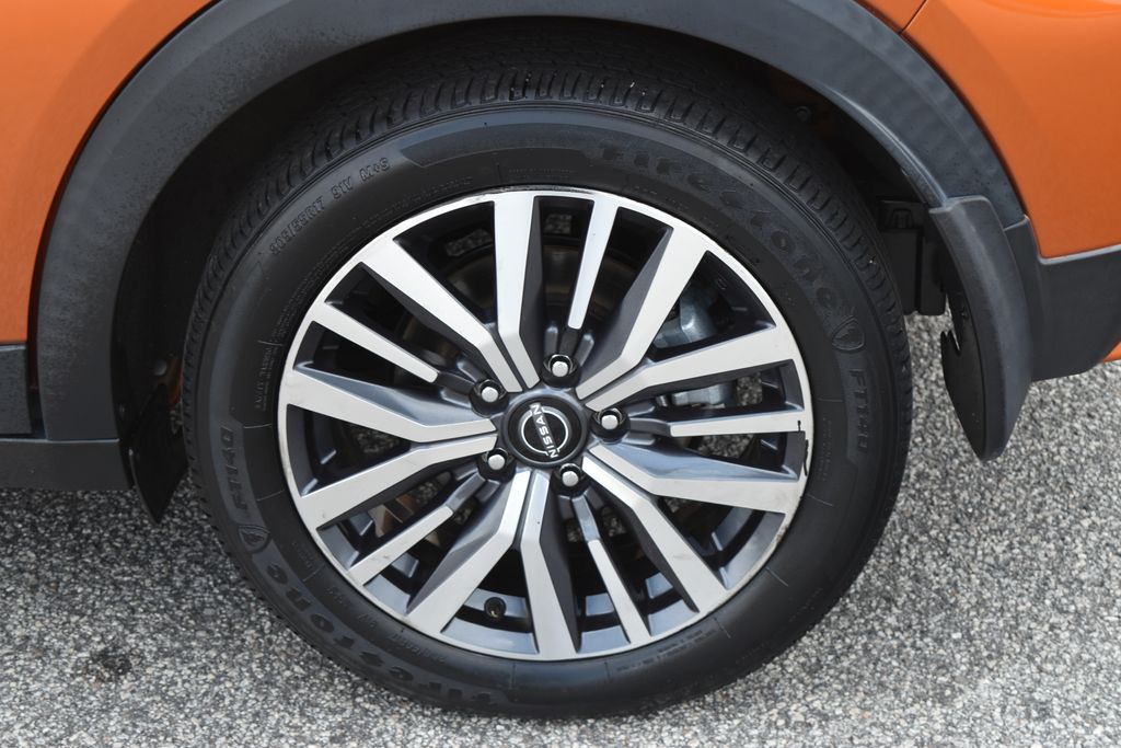 Used 2023 Nissan Kicks SUV