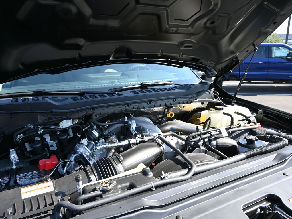 2026 Ford F-350 XLT photo 13