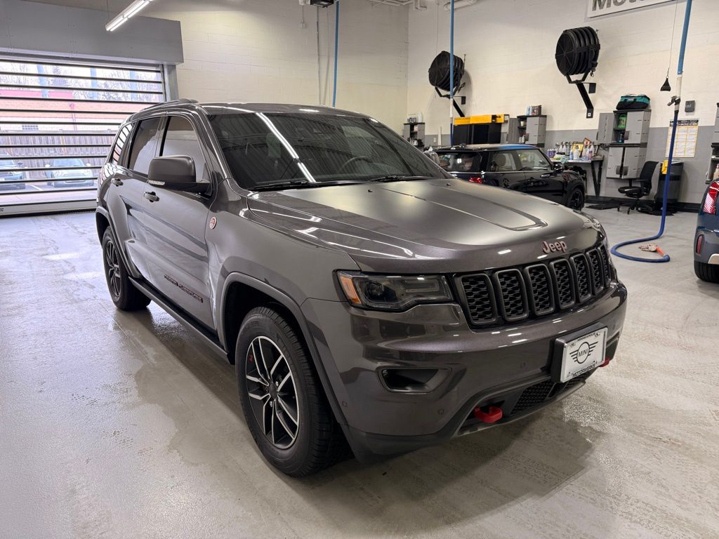Thumbnail: 2019 Jeep Grand Cherokee - 9