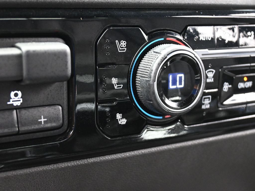 Used 2024 Iridescent Pearl Tricoat Chevrolet High Country image 36