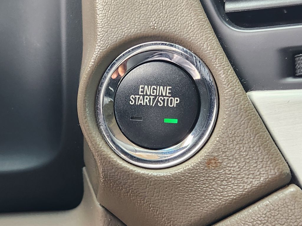 2019 GMC Yukon SLT Gray at Baytown Hyundai