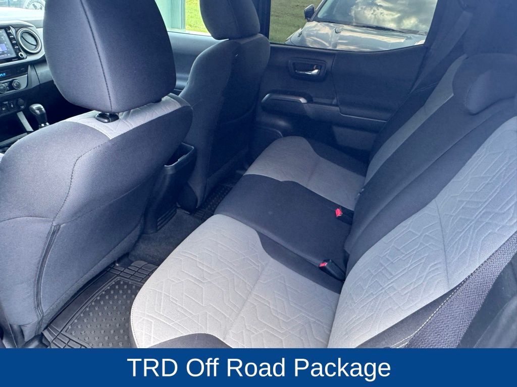 2022 Toyota Tacoma SR V6