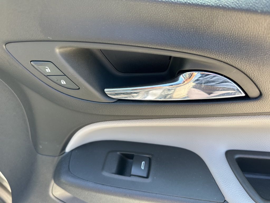 2024 Sterling Gray Metallic Chevrolet Equinox LT FWD SUV