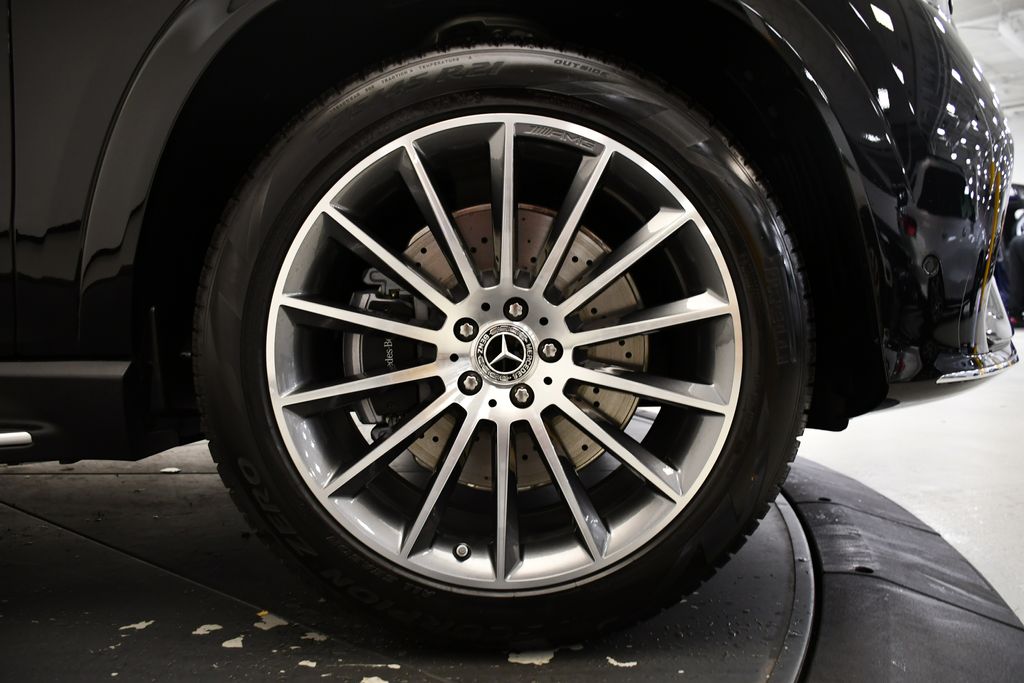 Thumbnail: 2026 Mercedes-Benz GLE - 16