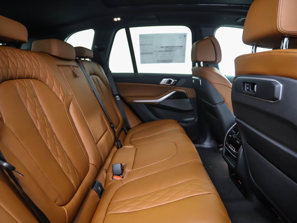 Thumbnail: 2026 BMW X5 - 25