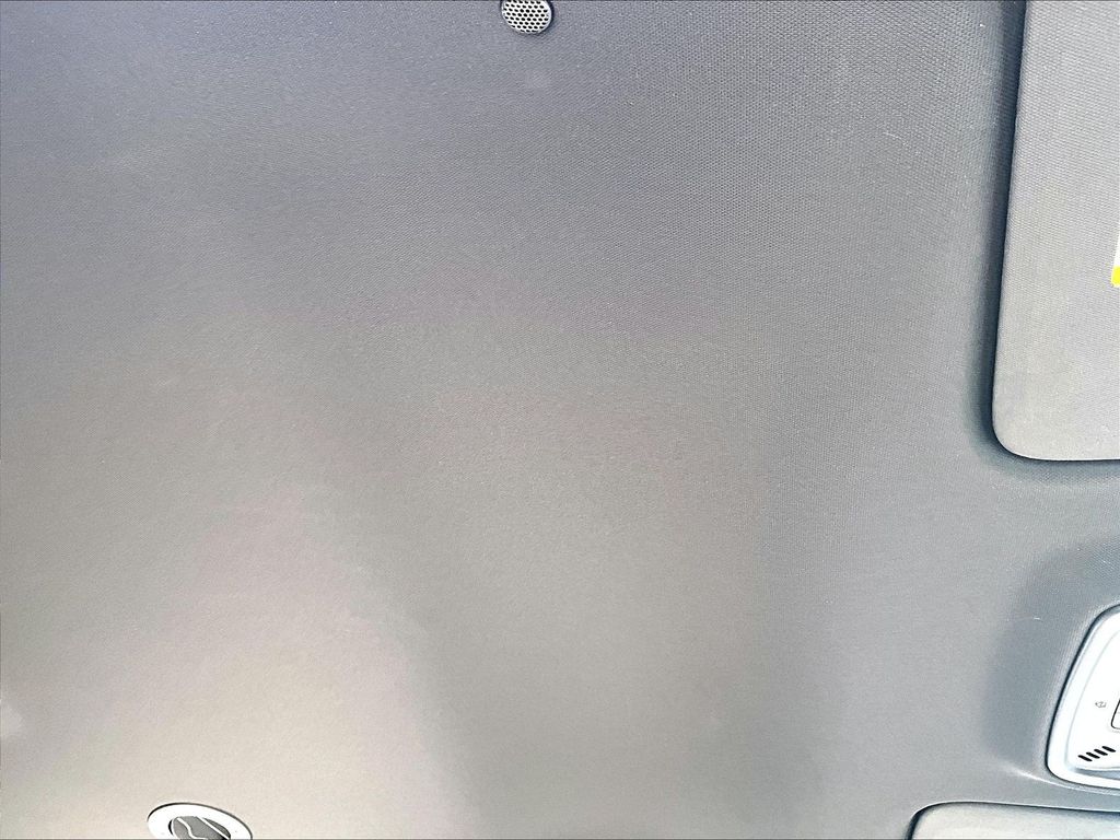 2022 Chevrolet Traverse — photo 23