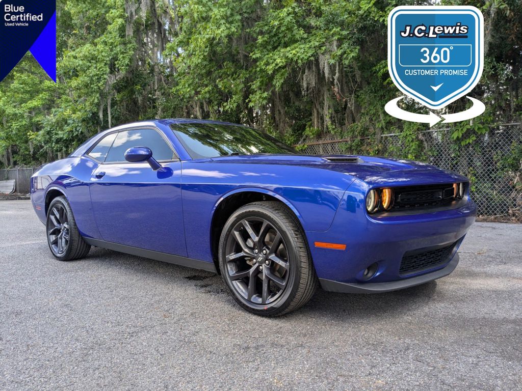 2022 Dodge Challenger SXT