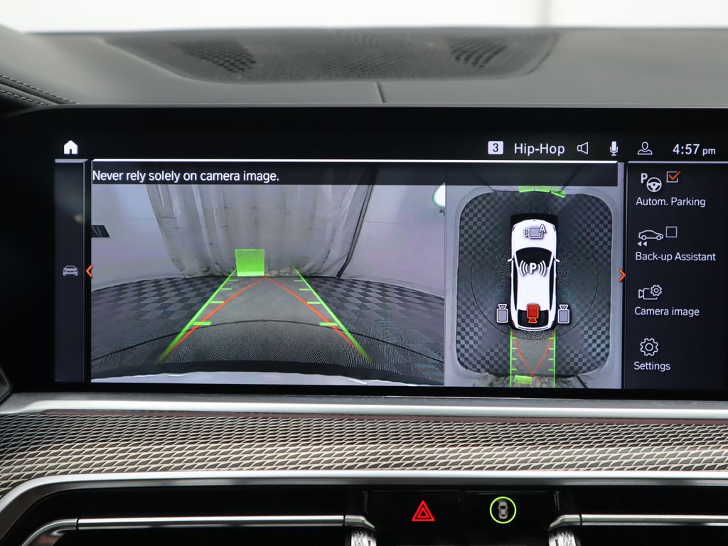 Thumbnail: 2023 BMW X6 - 16