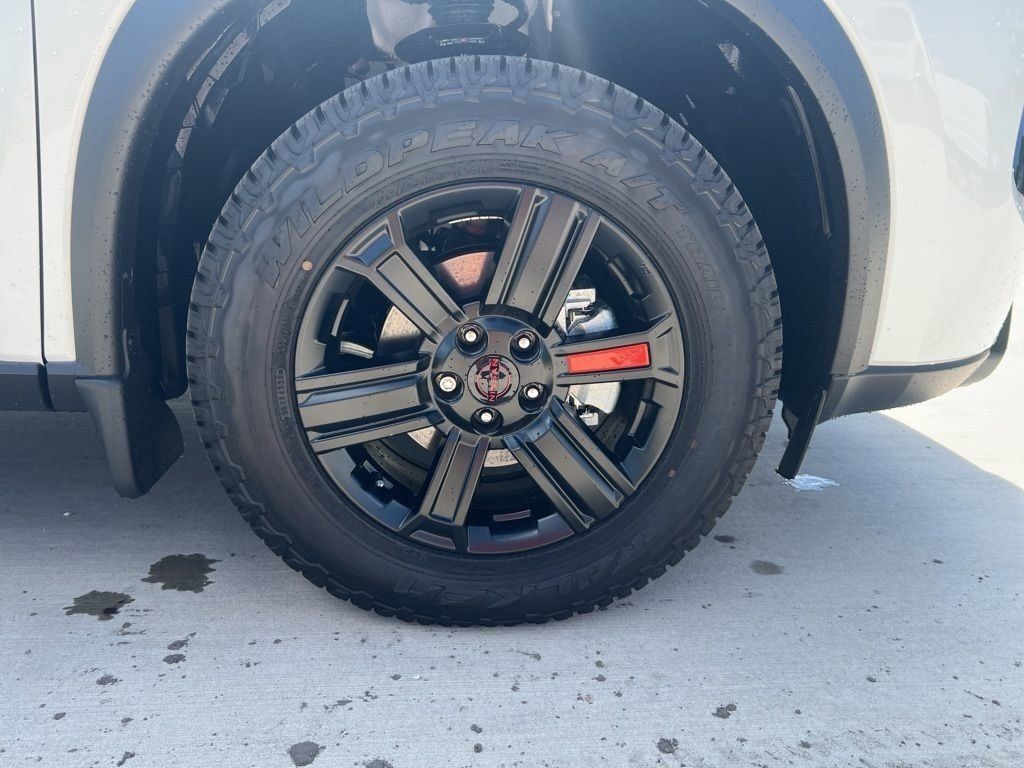 2025 Everest White Pearl Nissan Rogue Rock Creek AWD SUV