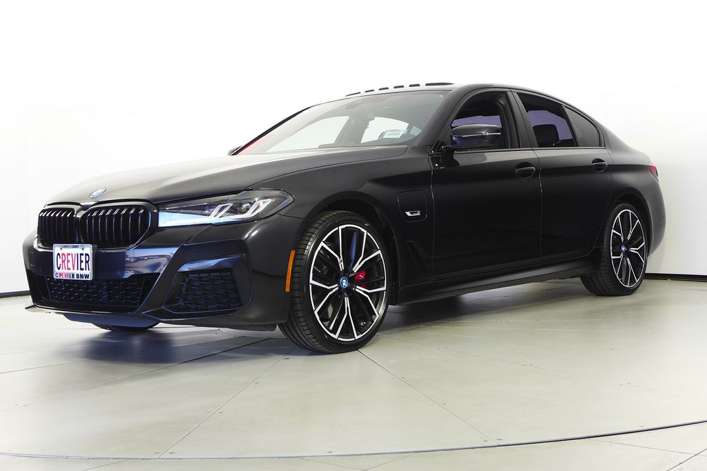 Thumbnail: 2023 BMW 5 Series - 2