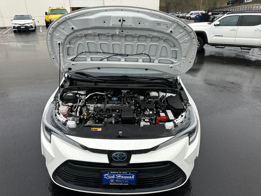 2024 Toyota Corolla Hybrid LE