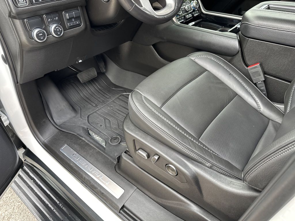 Used Car 2023 Gmc Yukon Xl  Denali For Sale Under $60,000 In Austin, Texas