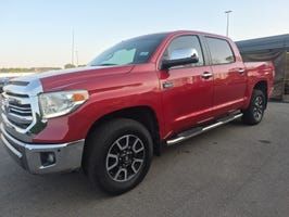 Barcelona Red Metallic 2017 Toyota Tundra Pickup Truck Four-Wheel Drive 6-Speed Automatic Overdrive