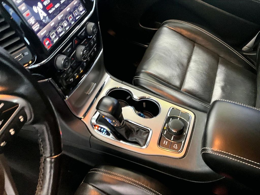2021 Jeep Grand Cherokee — photo 20