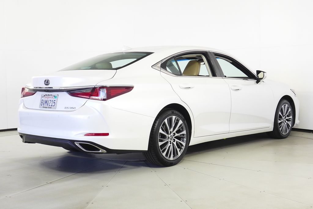 Thumbnail: 2020 Lexus ES - 7