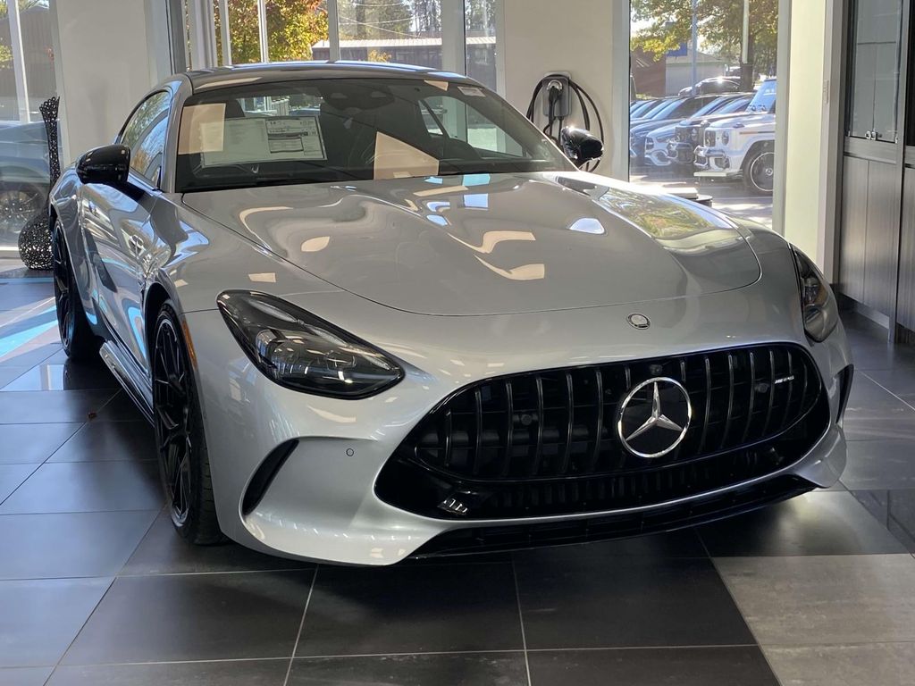 2025 Mercedes-Benz AMG GT C 2