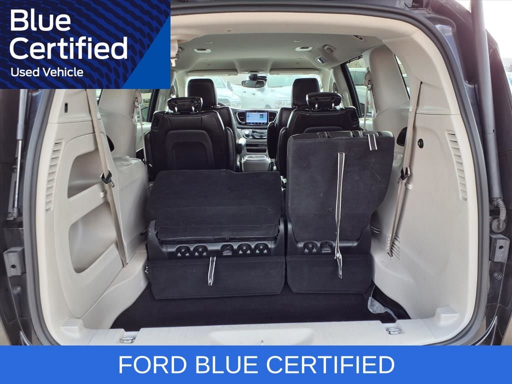 2024 Chrysler Pacifica Touring L Black at Community Honda