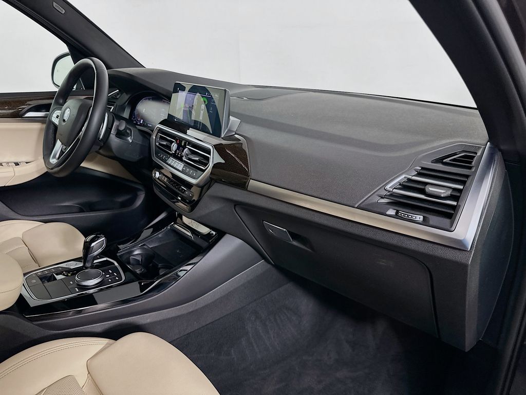 Thumbnail: 2023 BMW X3 - 30