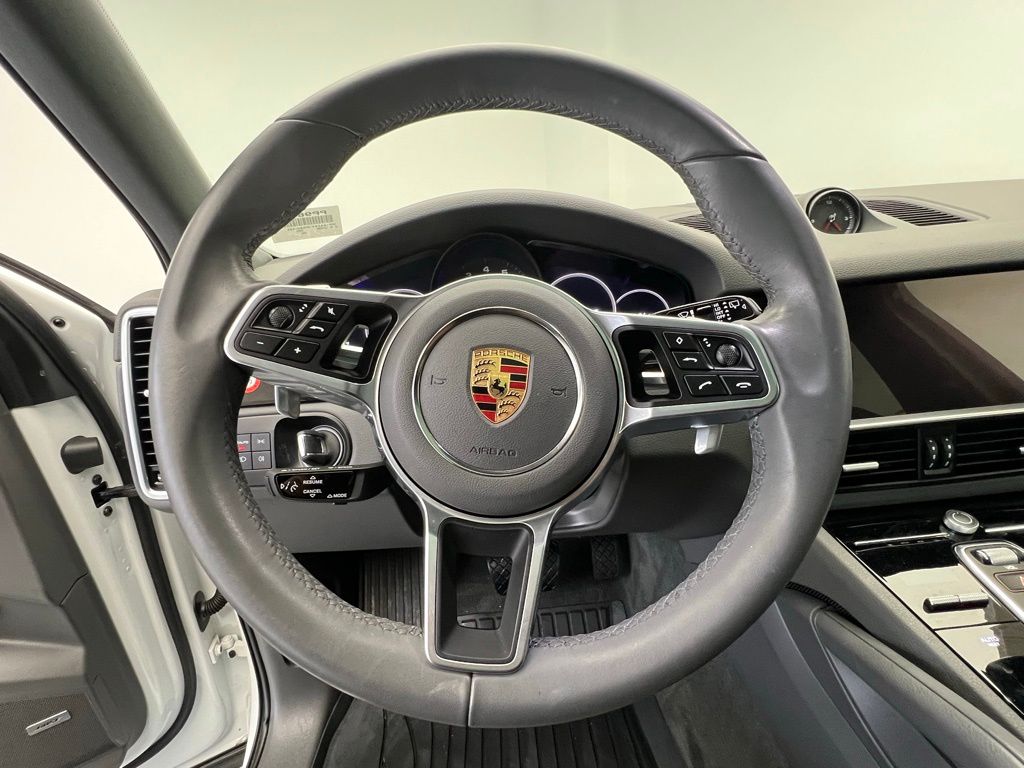 Thumbnail: 2023 Porsche Cayenne - 7