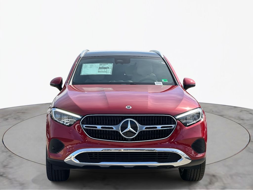 2025 Mercedes-Benz GLC 350 2