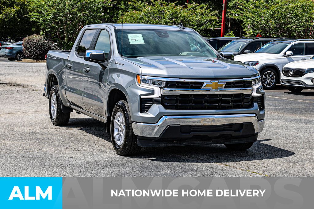 Used 2025 Gray Chevrolet LT/MT Certified image 4