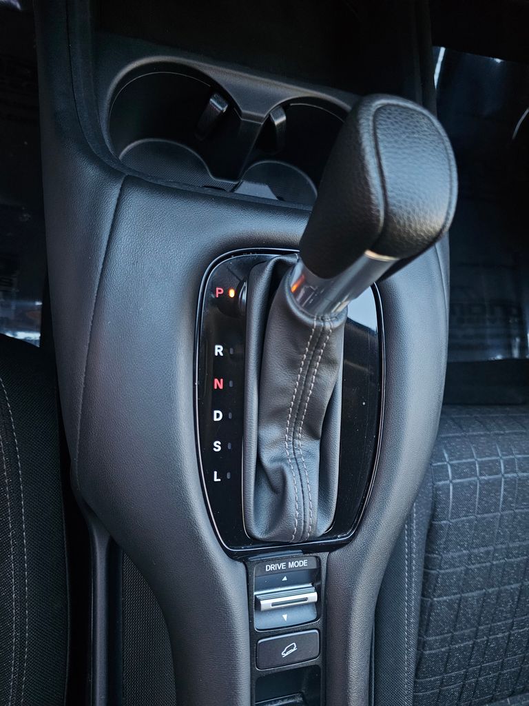 2024 Honda HR-V AWD LX