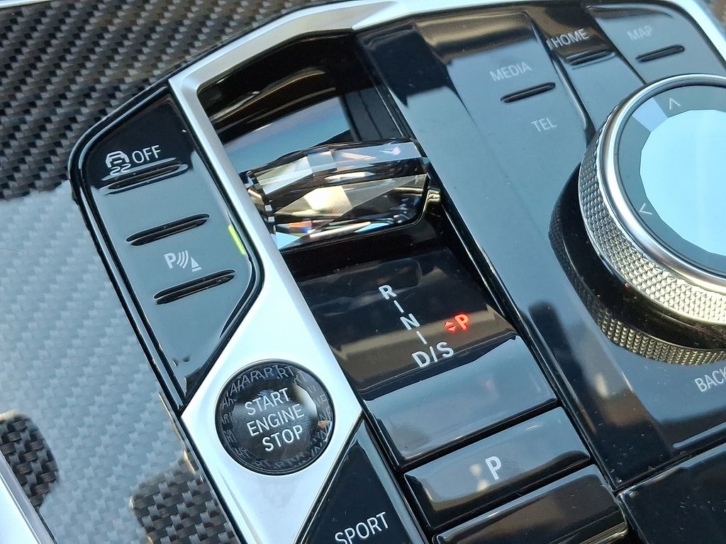 Thumbnail: 2023 BMW X7 - 18