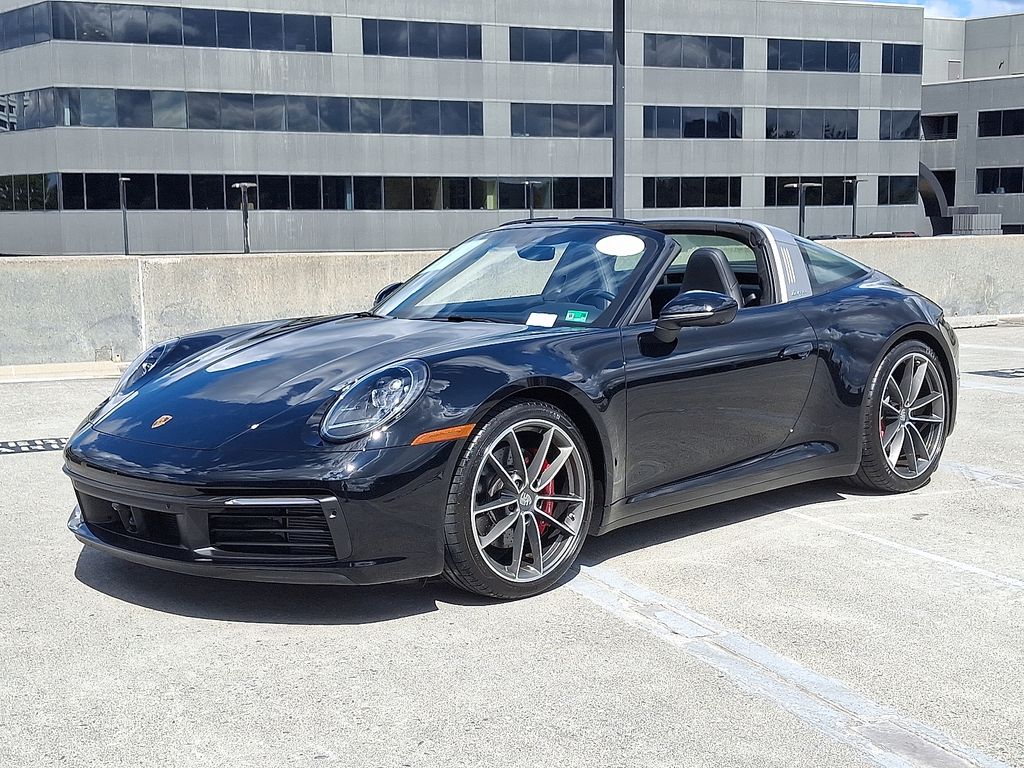Thumbnail: 2022 Porsche 911 - 1