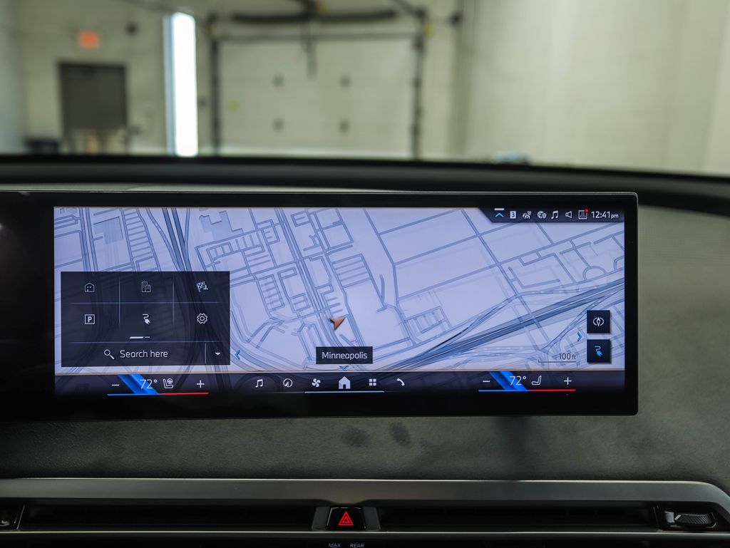 Thumbnail: 2026 BMW iX - 17