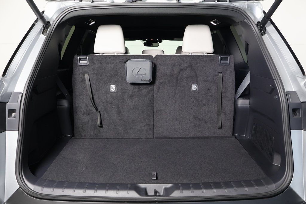 Thumbnail: 2025 Lexus TX - 15