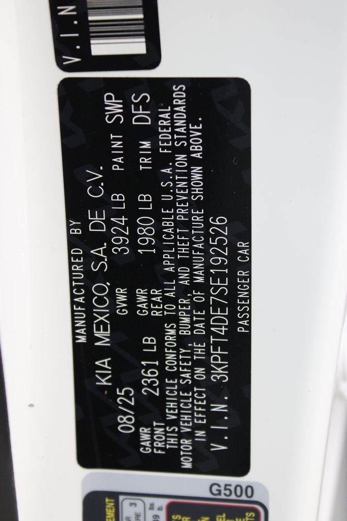 used 2025 Kia K4 car