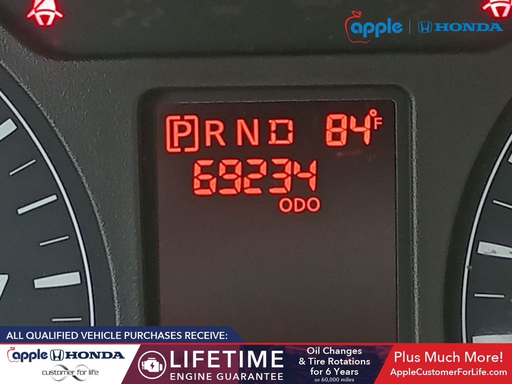 2018 Nissan NV Passenger NV3500 HD SL V8