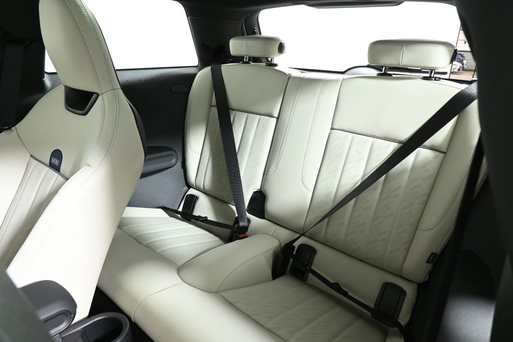 Thumbnail: 2026 MINI Cooper - 23