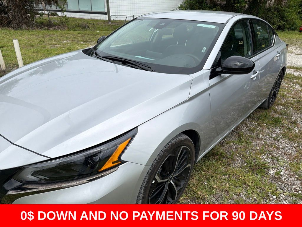 Brilliant Silver Metallic 2025 Nissan Altima 2.5 SR FWD Sedan Front-Wheel Drive Continuously Variable Transmission