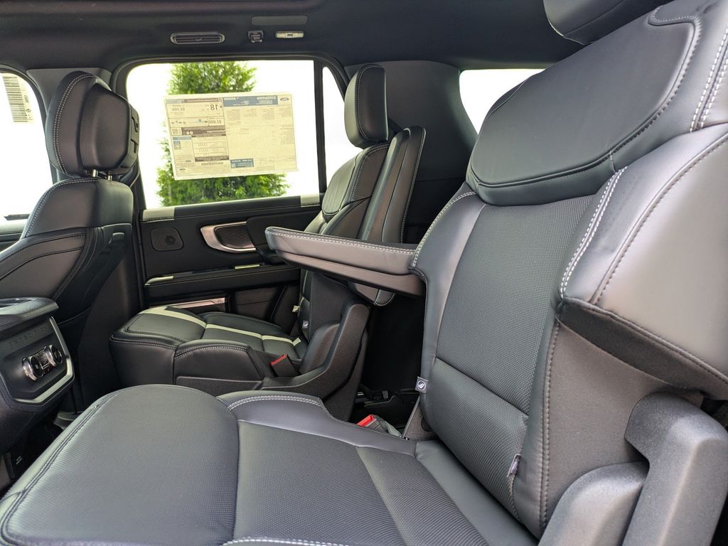 2027 Ford Expedition 