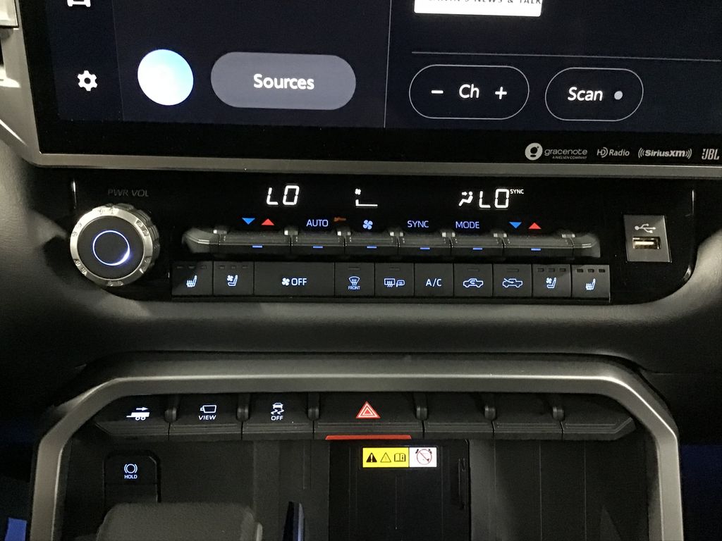 Thumbnail: 2024 Toyota Tundra - 20